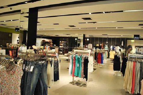 监利商场里的店面怎么装修？